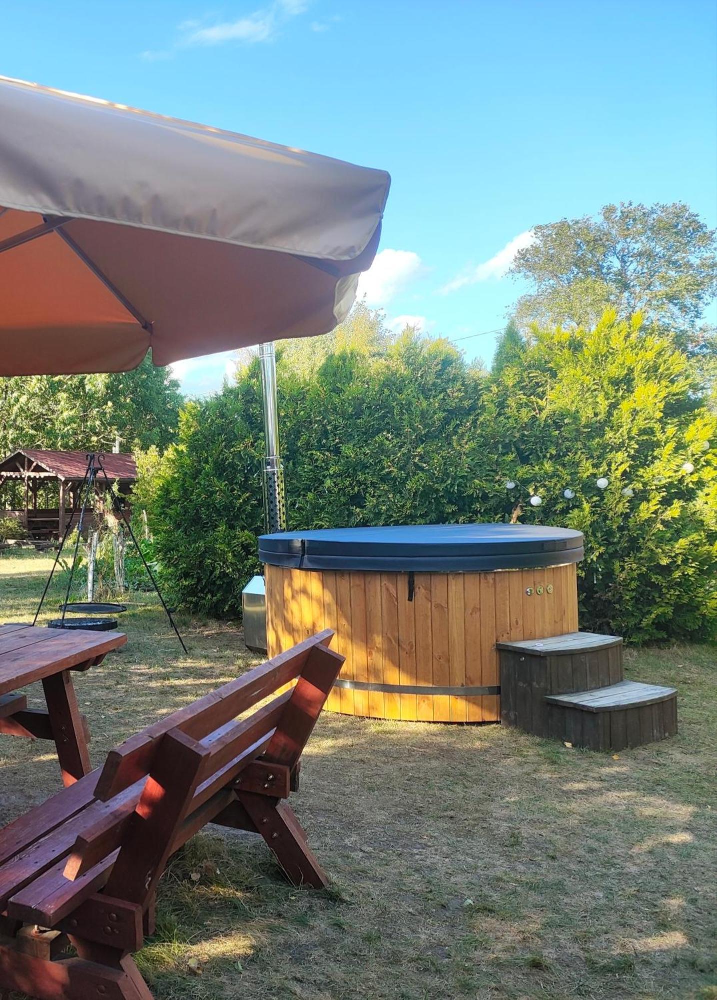 Dolistowka Apartamenty, Pole Namiotowe, Balia Z Jacuzzi, Ogrod Warzywny Dla Gosci, Plac Zabaw Dla Dzieci Goniadz Exteriér fotografie